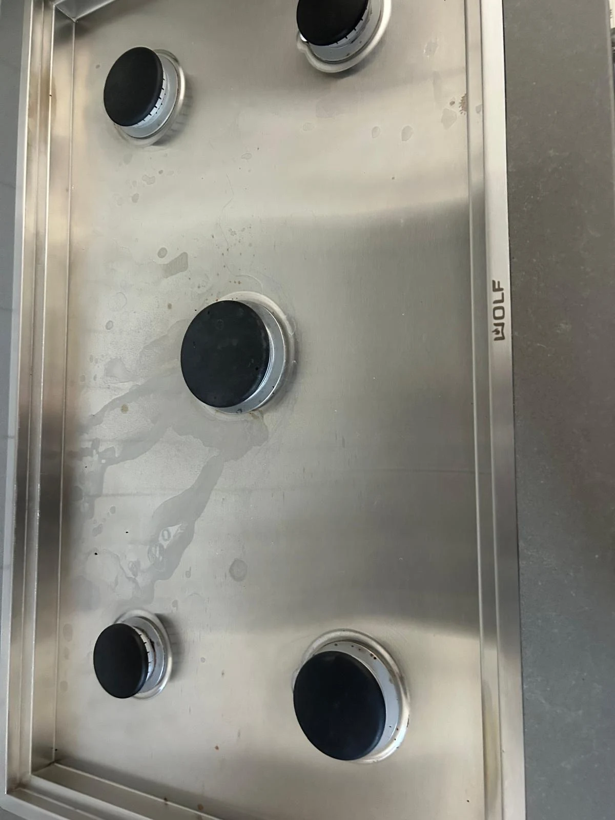 Kitchen sink — Monyz House Cleaning client photograph
